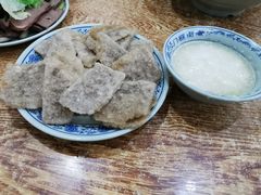 老北京炸灌肠-门框胡同百年卤煮(新街口店)