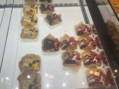 -红跑车蛋糕世界(网巾市店)