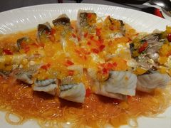 炳胜辣蒸东海小黄鱼-小炳胜(卓悦中心店)