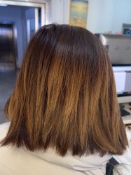 -镁连社·美联社