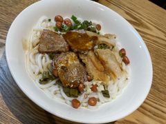 -牛八宝桂林米粉(八里庄店)