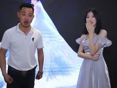 -南京悦客假日酒店