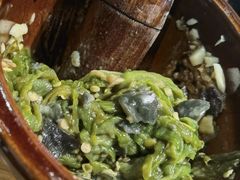 皮蛋青椒擂茄子-费大厨辣椒炒肉(万家丽一店)