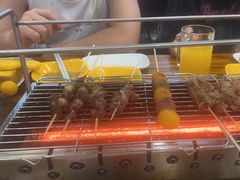 -哈尔滨小酒馆·鲜肉现穿自助烧烤(康新花园店)