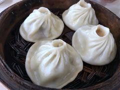 虾肉小笼-老西白点心店