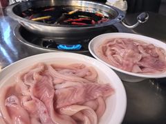 -叶二姐九尺鹅肠火锅(南部新城店)