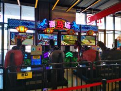 -嗨翻Hi-Fun竞技主题乐园·蹦床团建生日聚会(五棵松华熙店)