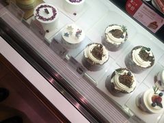 -巴黎贝甜(宜山路店)