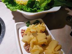 -左庭右院鲜牛肉火锅(浦江欢乐颂店)