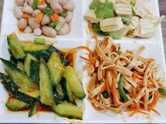 -叁宝烤肉• 西安烧烤 领跑品牌(中海城店)