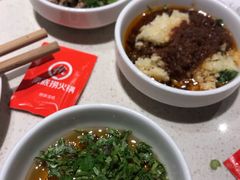 -海底捞火锅鲜切牛肉主题店(长寿路店)