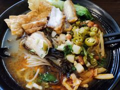 -柳大厨螺蛳粉(人民路总店)