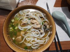 鸡汤米线-正宗李家土鸡米线店