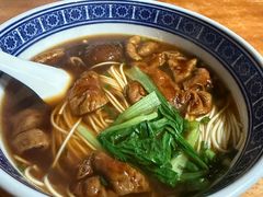 -沪西老弄堂面馆(定西路店)