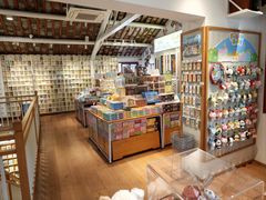 -猫的天空之城概念书店(苏州平江店)