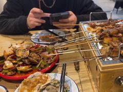 -烤满分·东北烧烤(首经贸店)