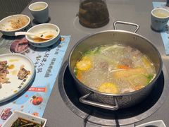 -椰小鸡·琼州糟粕醋·火锅(美兰缤纷城店)