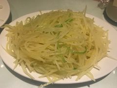 炝炒土豆丝-老昌春饼(中央大街店)