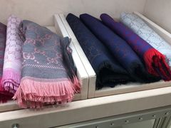 -Gucci(戴高乐机场T 2E)