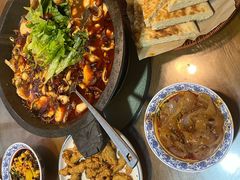 -都江堰石锅鱼