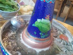 -毛辣果·贵州红酸汤牛肉火锅(西单店)