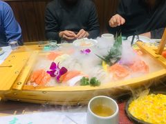 -青瓦餐厅·生鱼片·韩园烤肉(西塔店)