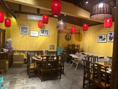 -富正毅三下锅·湘西韵味(天门山索道店)