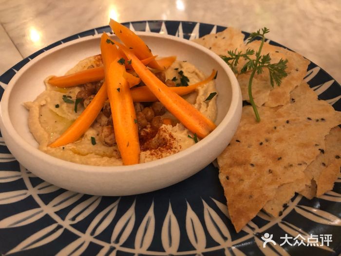 饿鱼Cravings(朝阳公园店)鹰嘴豆酱图片