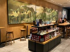 零售区-星巴克(广州百信广场东区店)