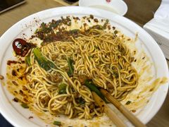 -刘国涛老杂酱(电报路店)