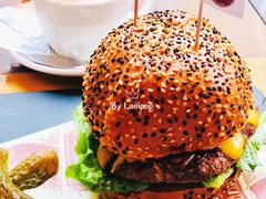 -FAT COW(虹梅路店)