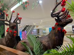 大门口的鹿-新白鹿餐厅(爱琴海购物中心店)