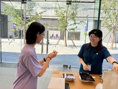 -Apple零售店(华贸购物中心店)