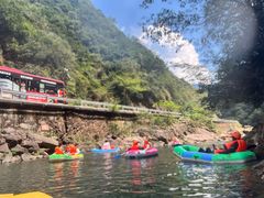 -安吉龙王山峡谷漂流