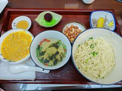 -百年老字号·观振兴蟹黄面·三虾面·苏式面(观前街富仁坊巷店)