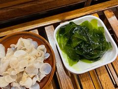 -快活林酸汤鱼鲜品火锅店(甲秀楼店)