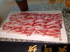 -老牌坊云南鱼豆花火锅(哈西万达店)