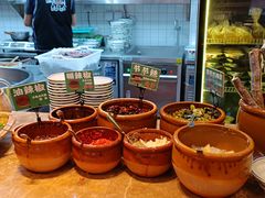 -云阿蛮云南生烫牛肉米线(奉贤路店)