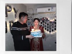 -NaNa婚纱礼服馆