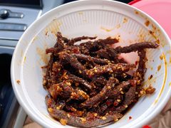 麻辣牛肉干-鑫记婆婆兔·成都特产·兔头手撕兔(太古里店)