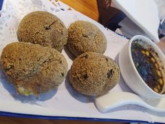 -野山舂·贵州现舂酸汤火锅(鸿通城店)