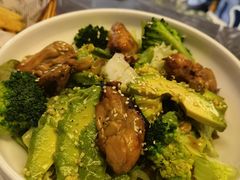 照烧鸡肉沙拉-MOSSO德国餐厅·音乐酒吧(环宇荟店)