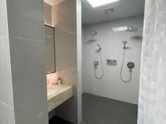 -英派斯健身旗舰店(海信国际中心馆)