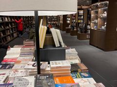 -茑屋书店(天目里店)