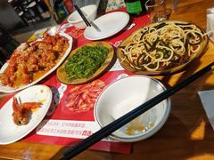 -李双猪·小龙虾·烧烤·羊肉煲(乐山店)