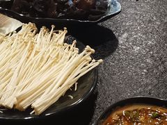-小窝头炭火铜锅