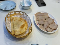 -李连贵熏肉大饼(世纪路店)