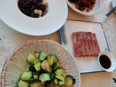 -新镇江酒家(南京西路店)