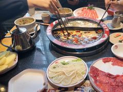 -水巷子·巴掌腰片重庆火锅(巧家店)