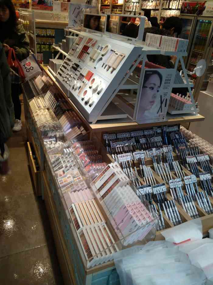 名创优品(江汉路步行街店)-"今日逛街的最后一站,非常给力,大城市的店